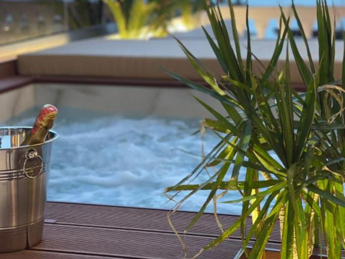 mato luxery apartments